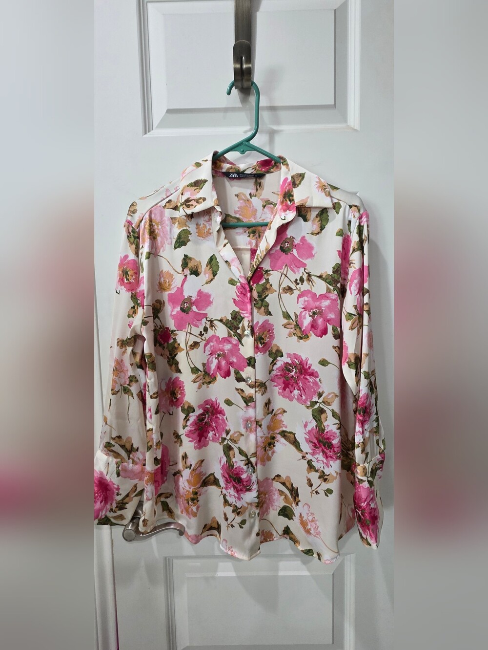 Zara Pink Floral Button-Up Blouse